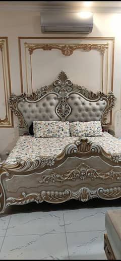 Best Quality Bed Set Available! PKR 180,000