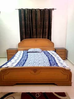 King size bed set for sale