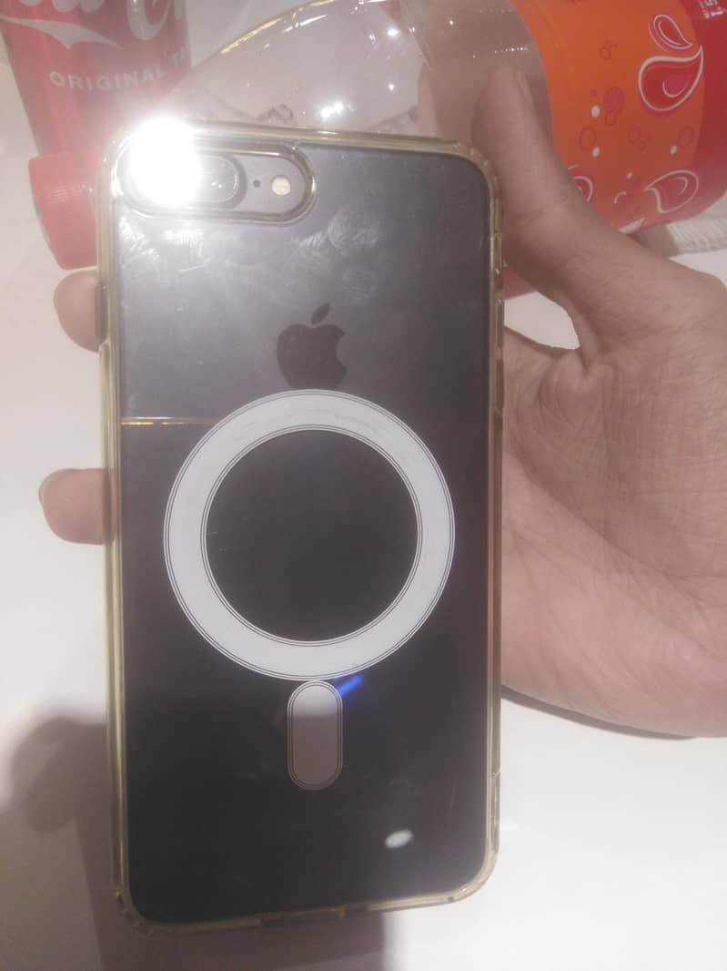 iPhone 7 pulse non PTA Good  condition 10/10 1