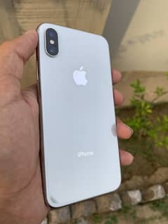 iPhone X