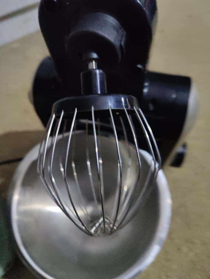 STAND MIXER 5