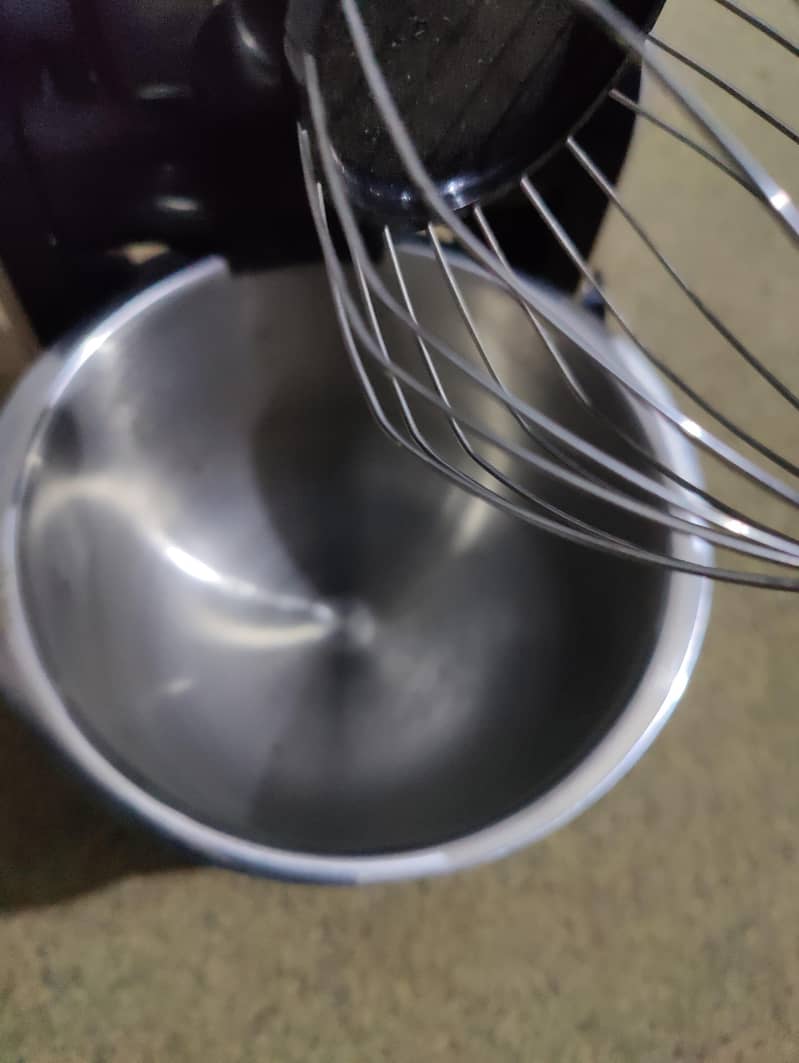 STAND MIXER 7