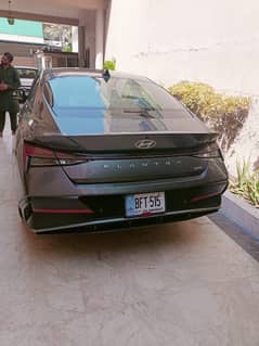 Elantra