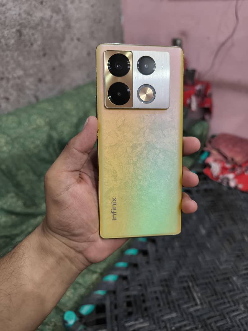 Note 40 pro 12/256 power button adjust 1