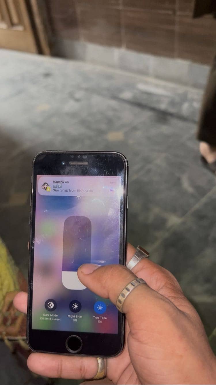 iPhone SE 2020 Fu non pta exchange possible with android phone 4