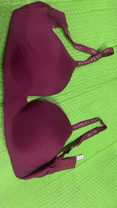 Sports bra branded secret