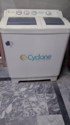 Kenwood Semi automatic washing machine