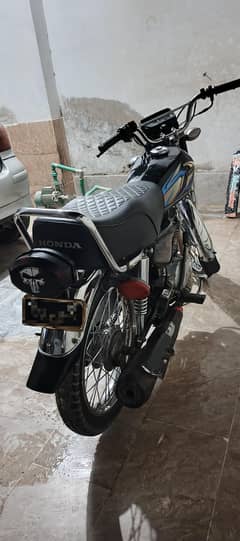 united 125cc 22 model read ad