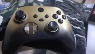 Xbox Series X Gold Shadow Special edition controller