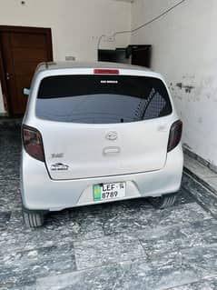 Mira Es