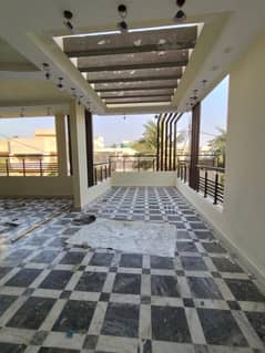 400 SQYARDS | GROUND FLOOR | PORTION FOR RENT | 1ST FLOOR | 3BED DRAWING LOUNGE PLANNING | CAR PARKING | WITH GRAT VENTILATION | PARKING AVAILABLE | NORTH NAZAMBAD BLOCK N ( DEMAND 1.10 lac)