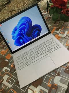 Microsoft SurfaceBook | core i7 10 gen | 4K touch screen 2 in 1