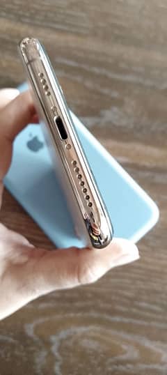 One handed PTA approved with imported ctype 20watt apple charger