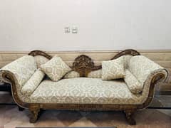 11-Seater Chinyoti Dewan Sofa Set for Sale!