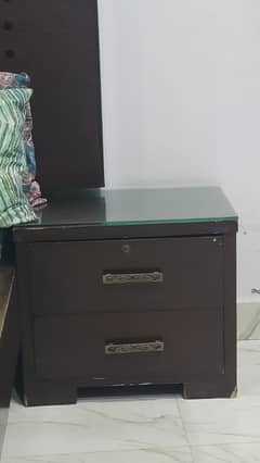 Wood bed