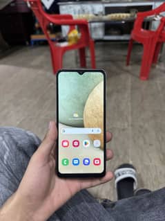 Sumsung galaxy a12 4/64