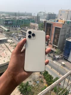 iphone 11 pro 64gb Non pta fu All sim working fine exchange possible
