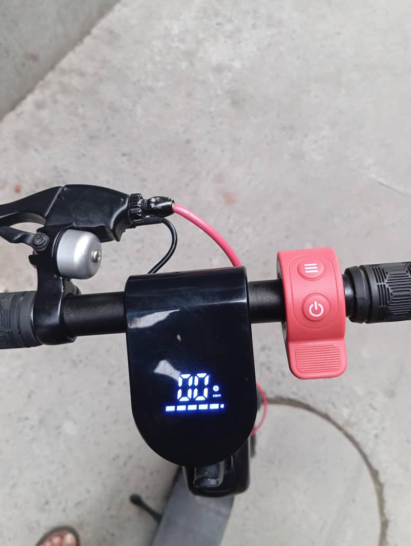 scooty 10/10 condition with charger no any fault import from kuwait 2