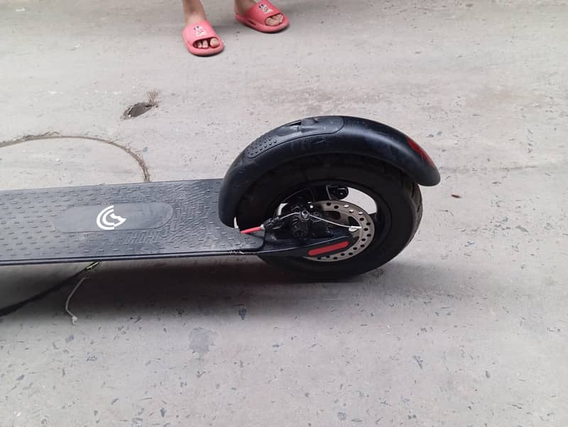 scooty 10/10 condition with charger no any fault import from kuwait 4