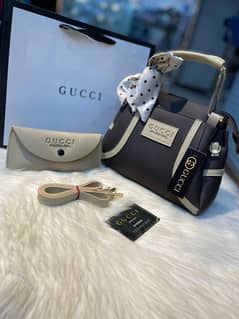 GUCCI - Trendy Girls hand bag set -2 pcs Rexine plain design