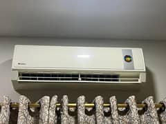 Gree Brand New Ac 10/10 condition I only used 2 years