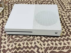 Clean piece x box one s with orignal and copy control