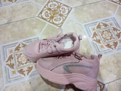 new joggers for girls