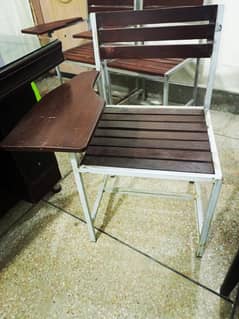 School Chairs / Office Furniture / Arm Chairs in new condition