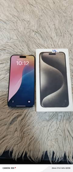 I'm selling my Iphone 15 pro max  256gb factory unlocked