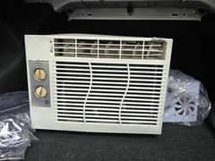 window ac 0.5 ton