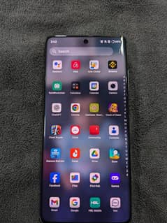 OnePlus 12R.