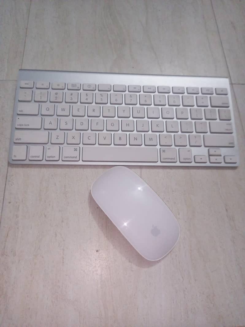 Apple wireless Keyboard and mouse 2