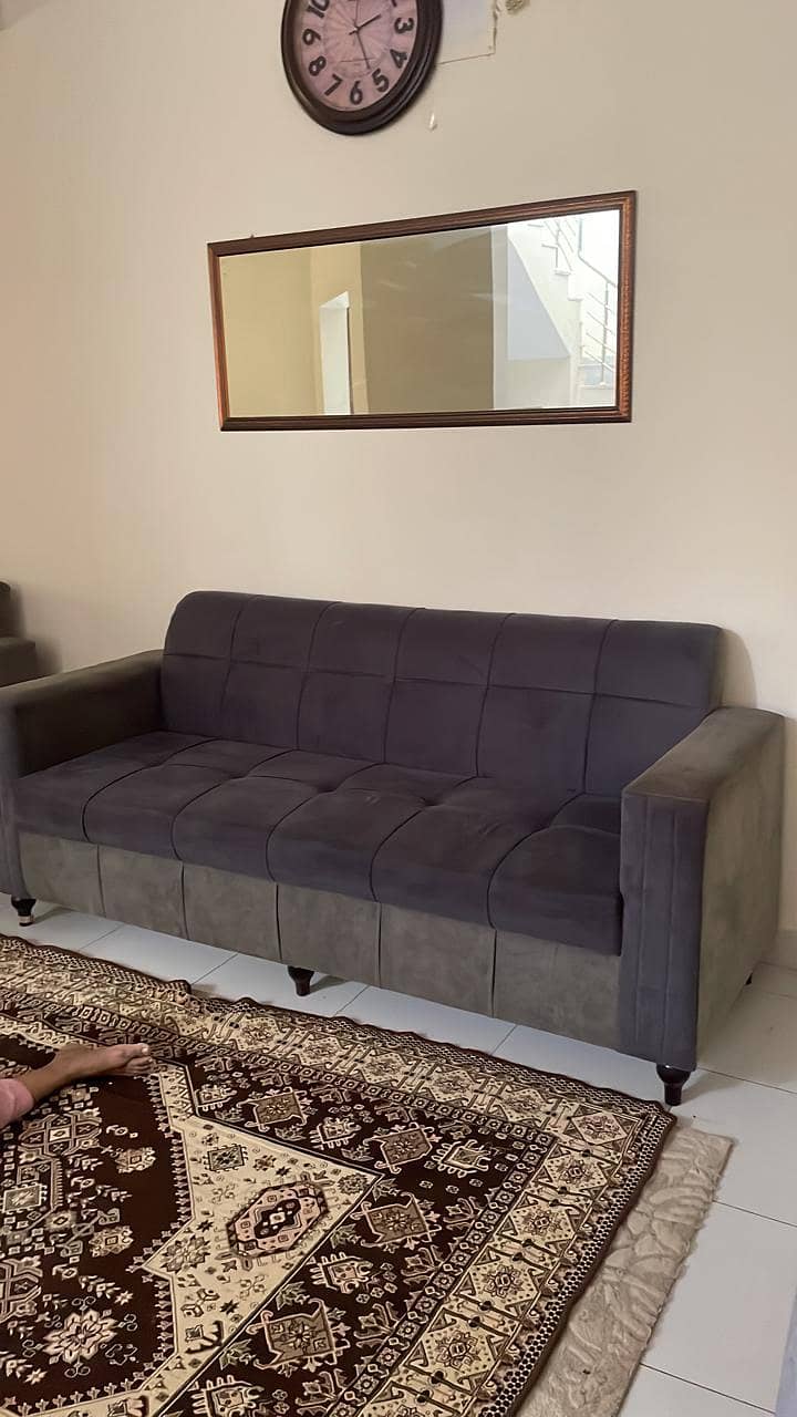 7 seaters sofa set with table 1