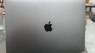 macbook air m1 16gb ram 1tb rom 99% battery health