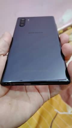 note 10 plus  12/256