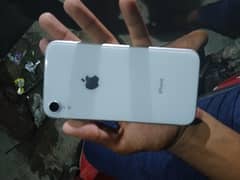 iPhone xr fu sim time available