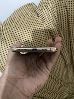 iPhone XSMAX
