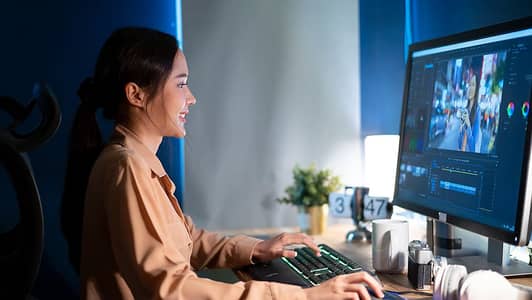 Need Female Assistant for Social Media Marketing