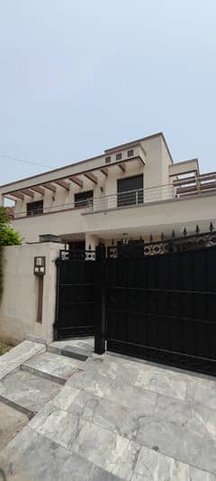 Luxurious 1 Kanal Full House for Rent in DHA Phase 1 5 Beds, Near Park & Market