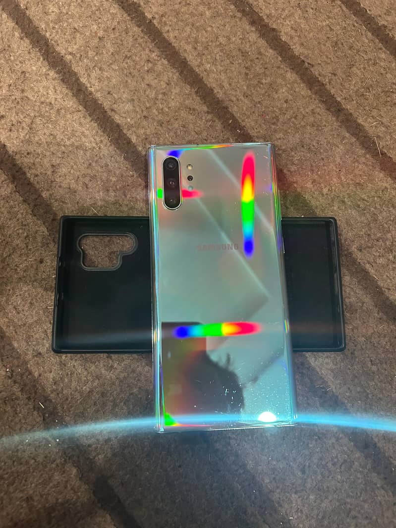 note 10 plus 12/ 256 0