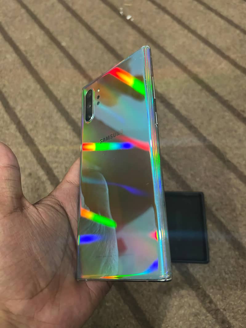 note 10 plus 12/ 256 1