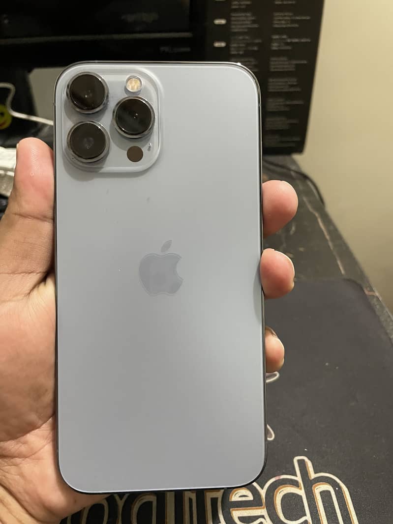 iPhone 13 Pro Max (sim time available) non-pta 1