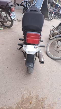 urgent sale bike contact no. 03112646297