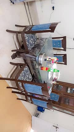 dinning table with chairs