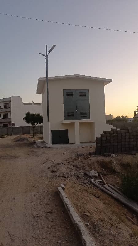 120 SQ YARD NEAR TO PARK PLOT FOR SALE IN PIR AHMED ZAMAN BLOCK 1 10