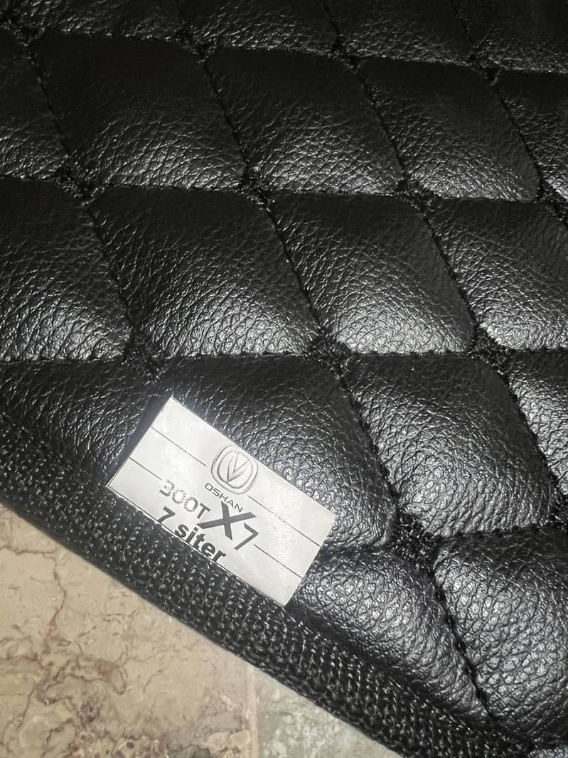 Oshan X7 trunk mat | 7 Seater | Proper Fitting For 7 Seater Variant 1