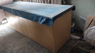 Darzi table