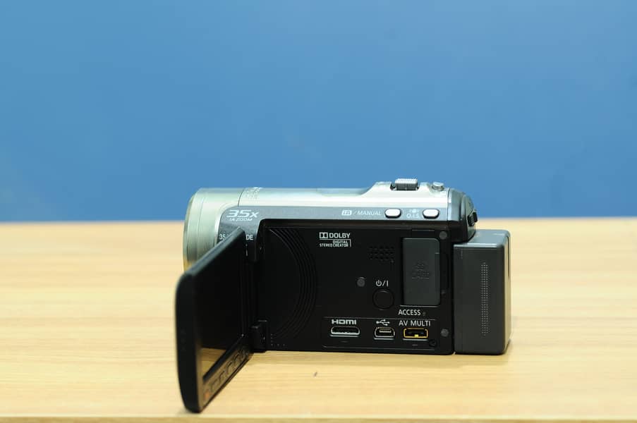Panasonic HDC-TM70 Full HD Camcorder, 96GB Built-in Memory, Touch LCD 1