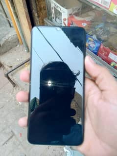 urgent sale 3 32gb location karachi
