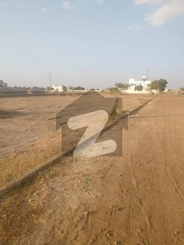 Get A Prime Location 417 Square Yards Residential Plot For Sale In Pir Ahmed Zaman Town - Block 2 3